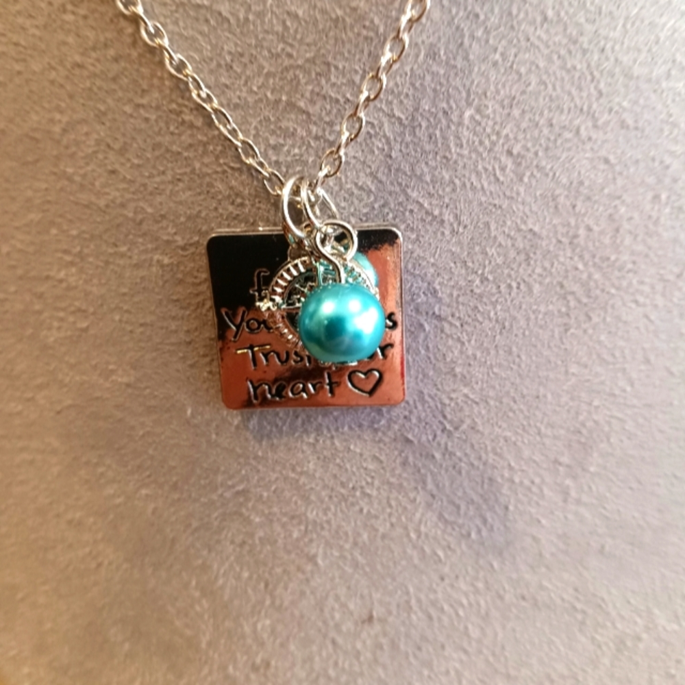 11 inch necklace NWOT